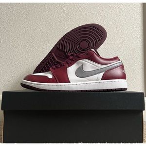 Jordan 1 Low “White Bordeaux”